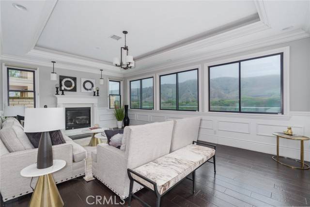 Yorba Linda, CA 92887,21895 Heatheridge Drive