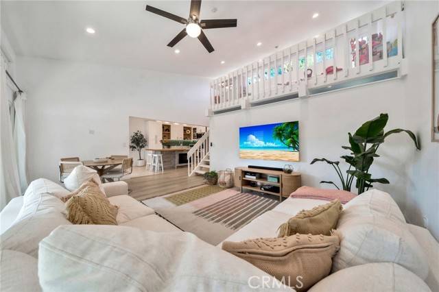 Redondo Beach, CA 90277,631 S Prospect Ave #204