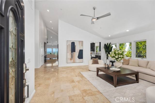 San Clemente, CA 92672,703 Avenida Presidio