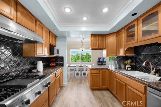 Fullerton, CA 92831,1325 Shadow Lane #122