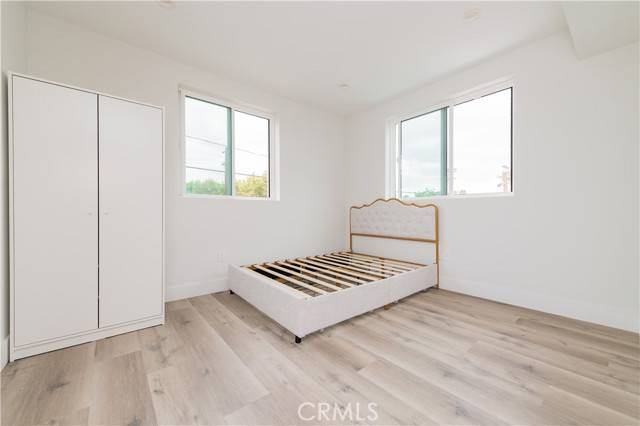 Los Angeles, CA 90018,1598 W 36th Street