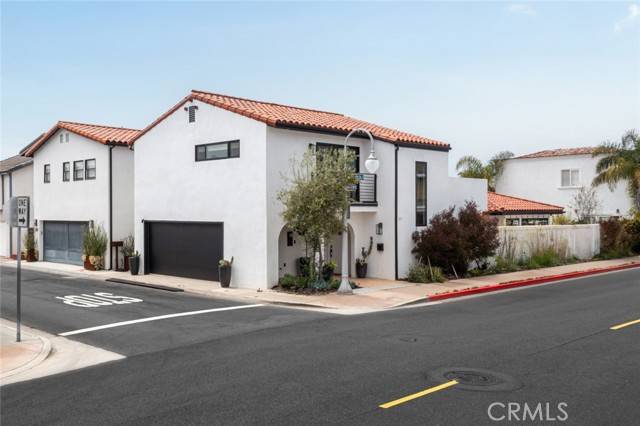 Newport Beach, CA 92663,317 Via Lido Nord