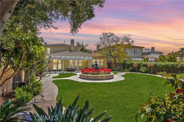 Irvine, CA 92602,9 Whitford