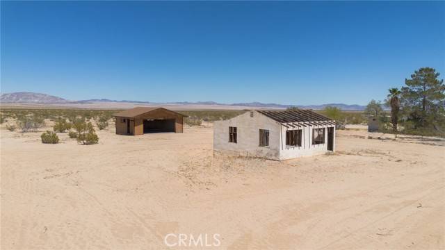 Landers, CA 92285,60776 Adele Avenue