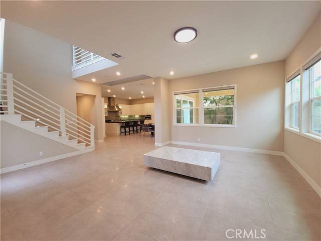 Irvine, CA 92618,66 Swift