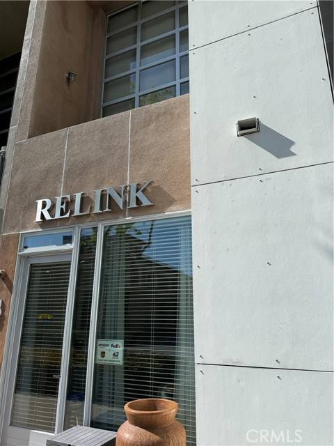 Santa Ana, CA 92705,107 E City Place Drive
