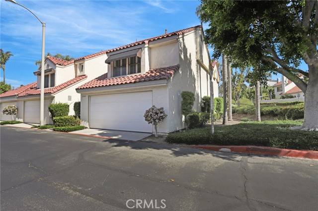 Lake Forest (el Toro), CA 92630,21136 Avenida Magnifica #55