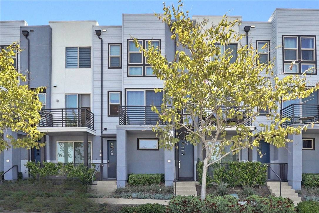 Irvine, CA 92614,375 Placemark