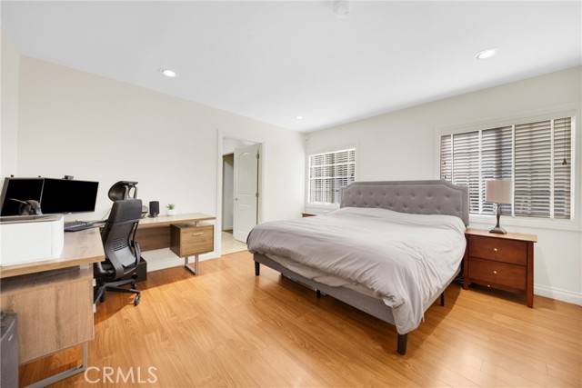 Winnetka (los Angeles), CA 91306,6856 Quakertown Avenue