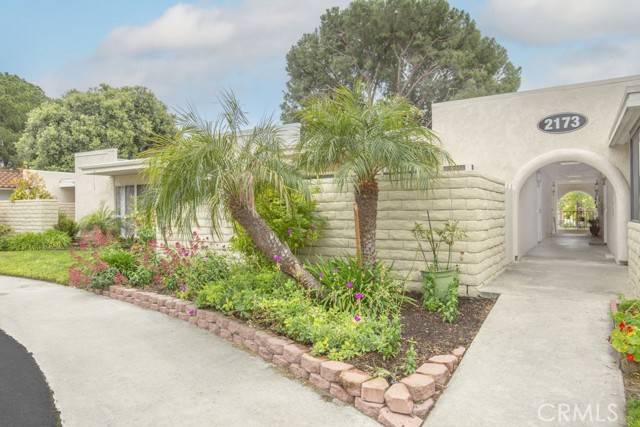 Laguna Woods, CA 92637,2173 Via Mariposa East #T