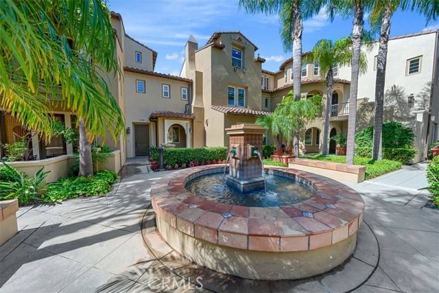 Huntington Beach, CA 92648,21320 Veleta Circle