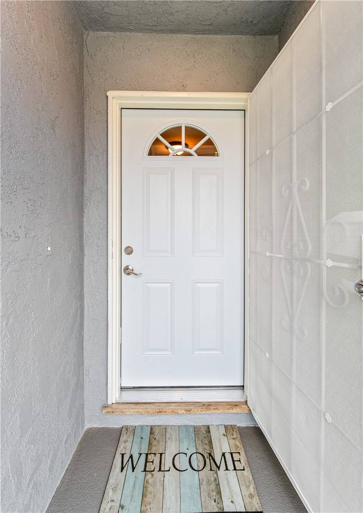 Norwalk, CA 90650,10908 Maza St