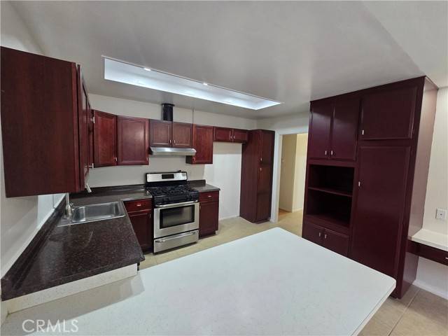Huntington Beach, CA 92647,16572 Delton Circle #1