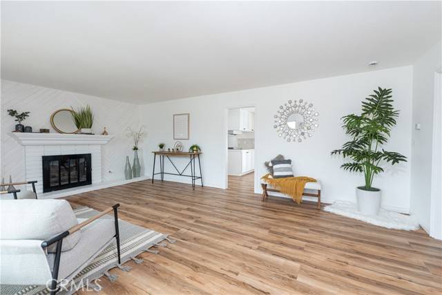 Huntington Beach, CA 92647,15821 Willett Lane