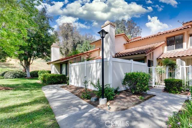 Diamond Bar, CA 91765,1327 Solera Lane #6