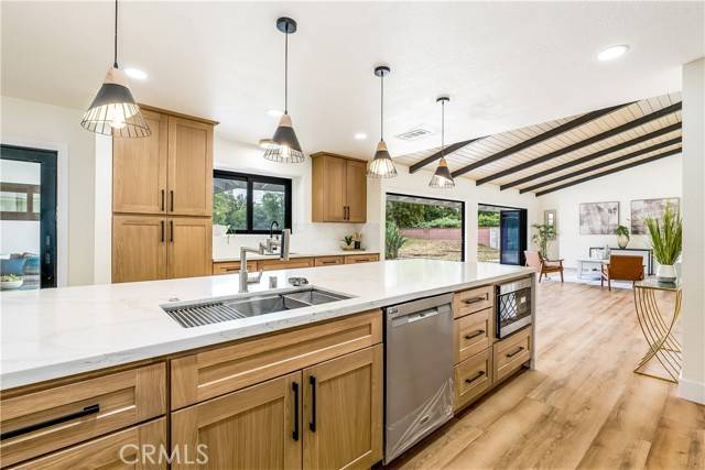 Santa Ana, CA 92706,1216 W River Lane