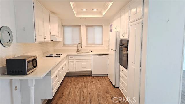 Laguna Woods, CA 92637,654 Avenida Sevilla #O