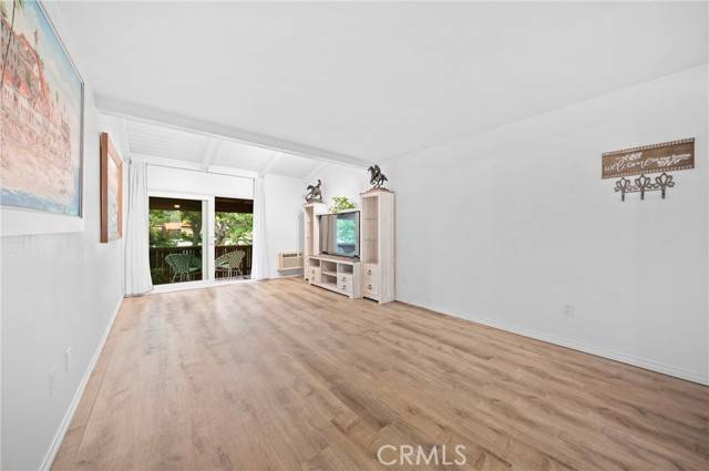 Santa Ana, CA 92707,1000 W Macarthur Boulevard #100