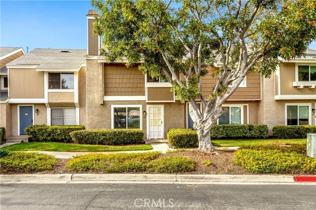 Irvine, CA 92604,101 Briarwood #3