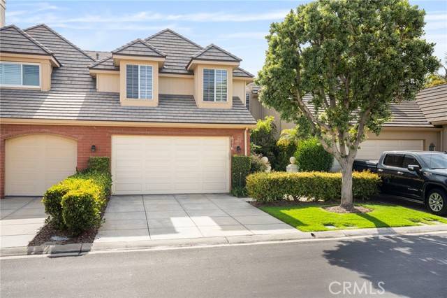 Huntington Beach, CA 92648,6216 Greenbrier Drive