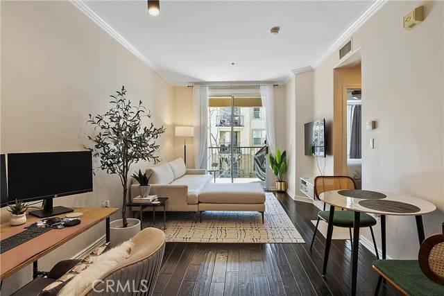 Irvine, CA 92612,3338 Watermarke Place