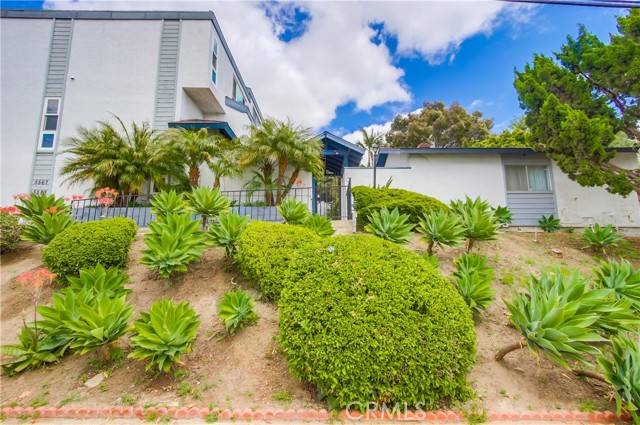 La Mesa, CA 91942,5573 Kiowa Drive