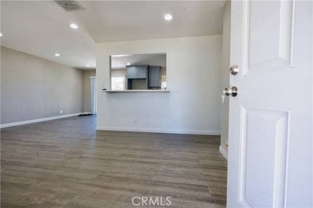 Westminster, CA 92683,10261 Mast Avenue