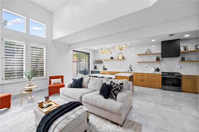 Rancho Santa Margarita, CA 92688,2 Via Floria