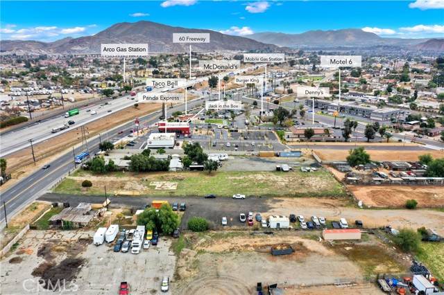 Jurupa Valley, CA 92509,7072 Mission Boulevard