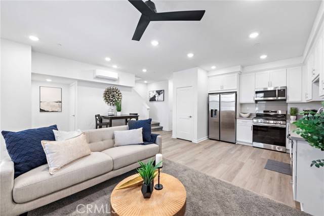 Mission Viejo, CA 92692,466 Besalu