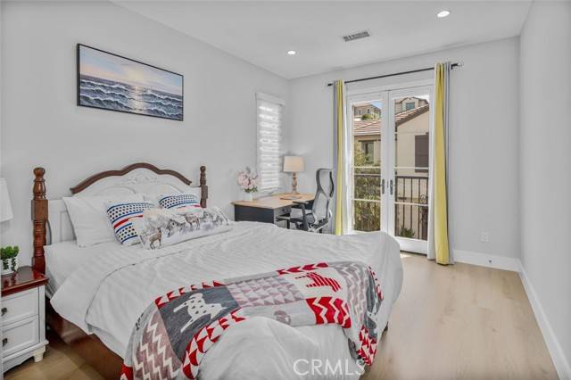 Irvine, CA 92602,107 Tritone