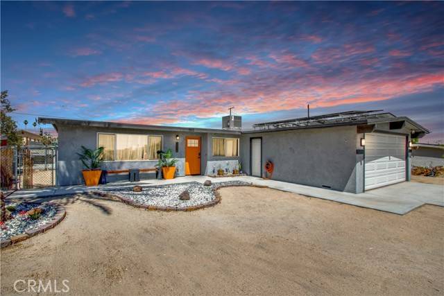 Twentynine Palms, CA 92277,5536 Cahuilla Avenue