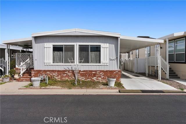 Huntington Beach, CA 92646,21851 Newland #260