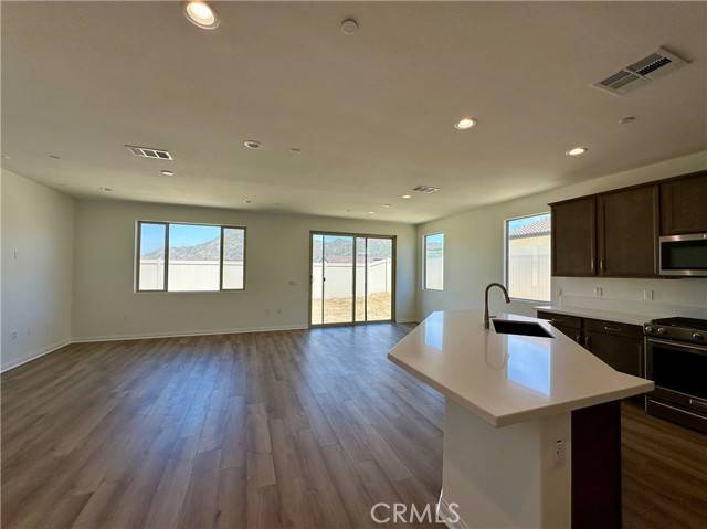 Riverside, CA 92507,21430 Megan Court