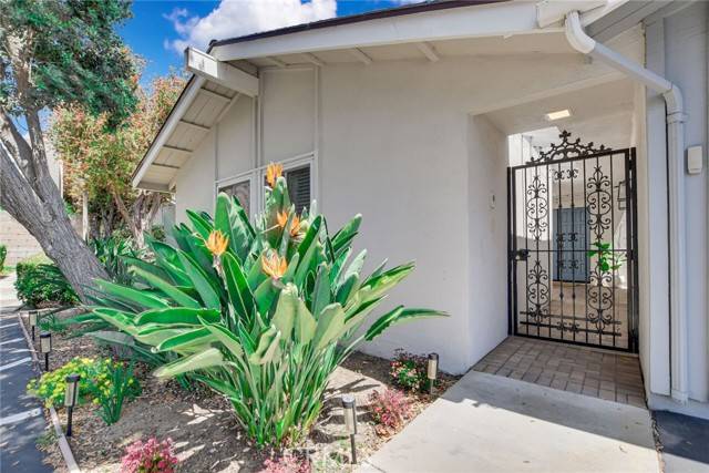 Costa Mesa, CA 92627,2486 Napoli Way