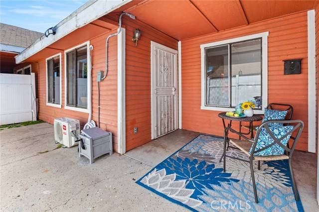 Santa Ana, CA 92703,309 N Raitt Street #C