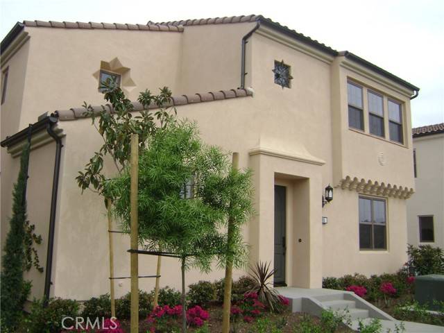 Irvine, CA 92620,85 Painted Trellis #24