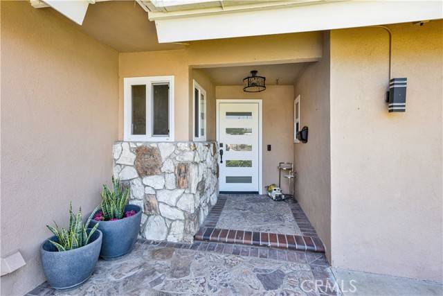 Huntington Beach, CA 92647,16761 Montclair Lane