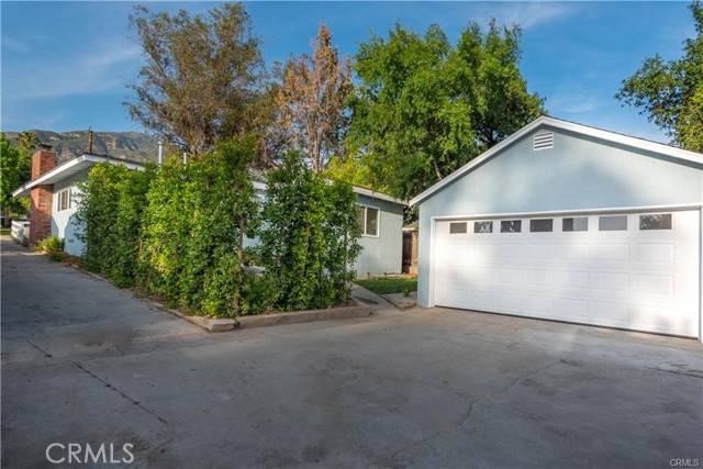Altadena, CA 91001,94 Marathon Road