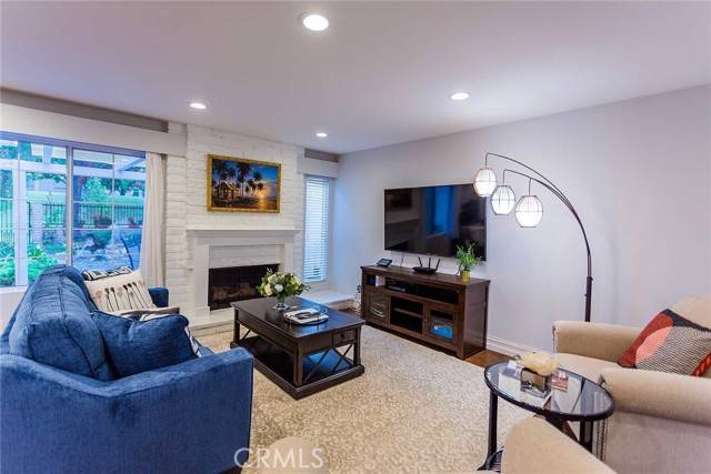 Irvine, CA 92612,20 Rockrose Way
