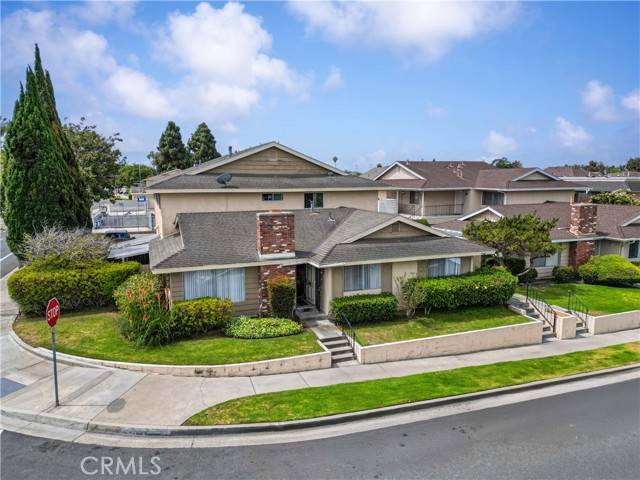 Huntington Beach, CA 92647,7340 Corsican Drive