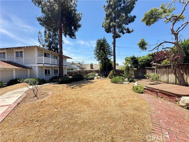 Tustin, CA 92705,1362 Skyline Drive