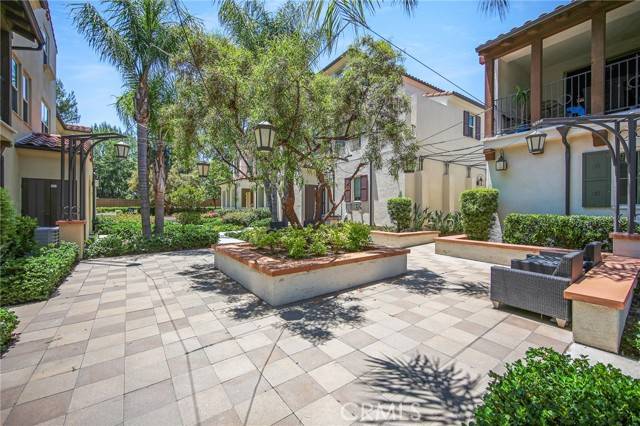 Irvine, CA 92618,228 Borrego