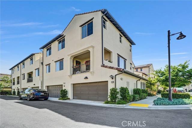 Irvine, CA 92618,747 Spring Garden
