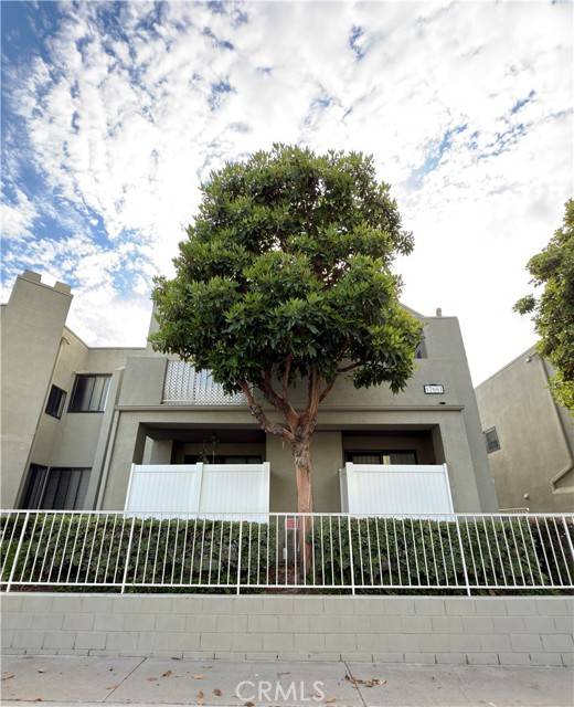 Huntington Beach, CA 92647,17661 Sergio Circle #CI103