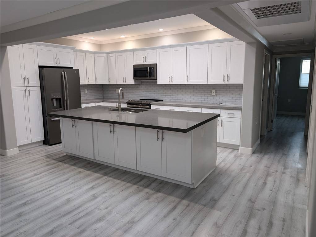 Laguna Woods, CA 92637,2356 Via Mariposa #B