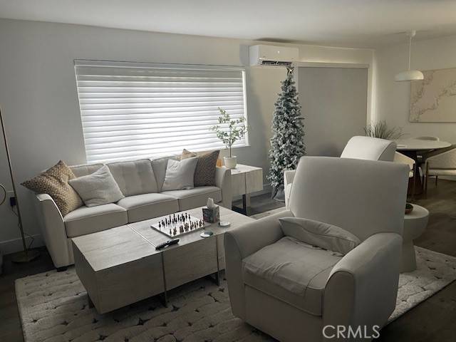 Laguna Woods, CA 92637,2299 Via Puerta #F