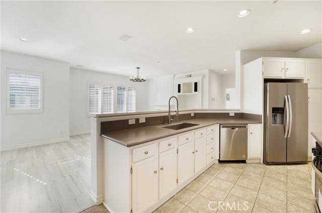 Irvine, CA 92620,971 Somerville