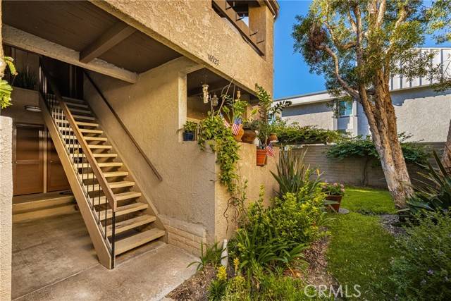 Huntington Beach, CA 92649,16927 Bluewater Lane