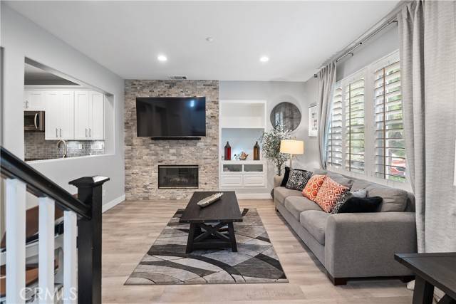 Buena Park, CA 90621,39 Windward Way